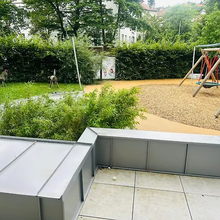 Seductive Apt, Centre Of With Parking Apartamento Stuttgart